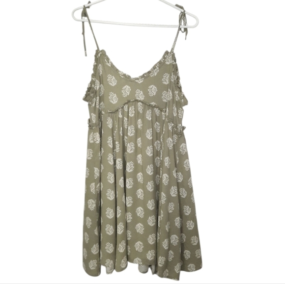 Patrons of Peace Malibu Mini Dress Ruffles Tie Straps Sage Green Womens Size M - Picture 2 of 13
